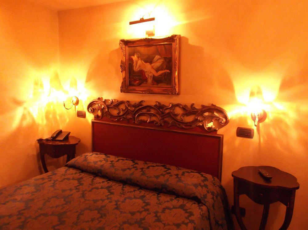 Hotel Vibel Rzym Zewnętrze zdjęcie