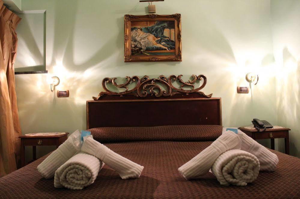 Hotel Vibel Rzym Zewnętrze zdjęcie