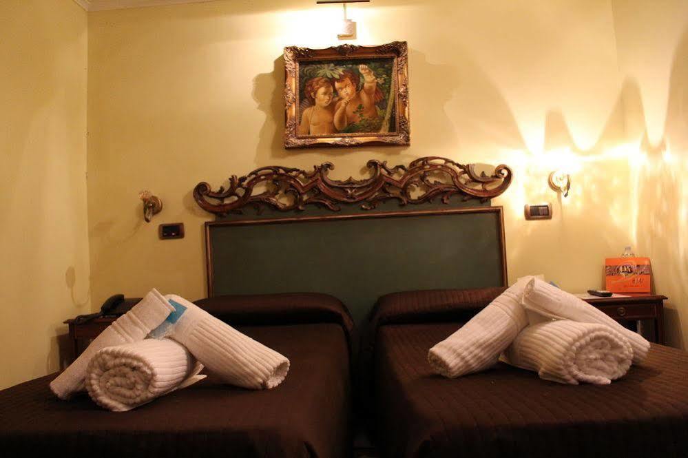 Hotel Vibel Rzym Zewnętrze zdjęcie